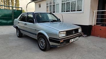 Унаа сатуу: Volkswagen Jetta: 1989 г., 1.8 л, Кол менен иштөөчү, Бензин, Седан — 1