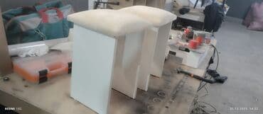 буфет кухонный: Кухонная табуретки мягкая 
новая — 2