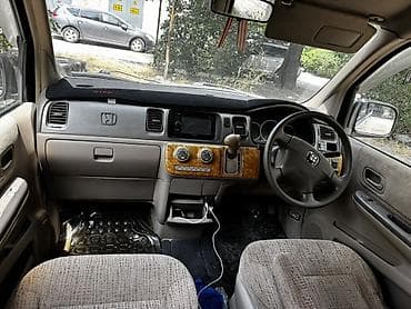 машины до 100к: Honda Stepwgn: 2002 г., 2 л, Автомат, Газ, Минивэн — 9