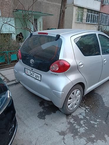 Toyota Aygo: 2005 г., Хэтчбэк