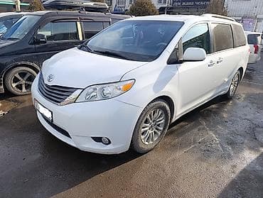 Toyota Sienna: 2011 г., 3.5 л, Автомат, Бензин, Минивэн