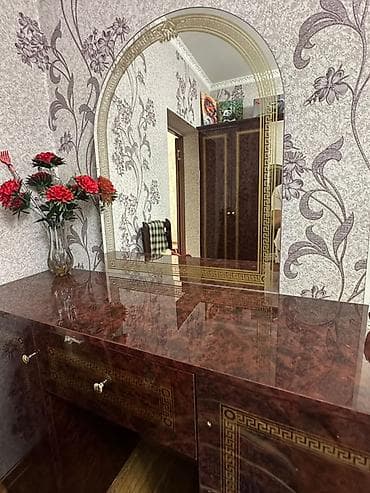 трюмо винтаж: Туалетный столик с зеркалом и комод в классическом стиле. - Материал — 6