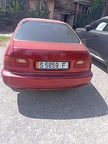 Унаа: Honda Civic: 1992 г., 1.5 л, Кол менен иштөөчү, Бензин, Седан — 5