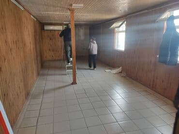 купить коммерческое помещение бишкек: Продаю коммерческое помещение — 50 м². Расположено на оживлённом — 9