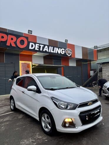 Chevrolet Spark: 2016 г., Бензин, Хэтчбэк