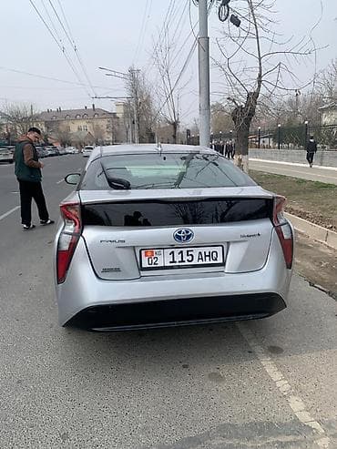 byd e2 бишкек: Toyota Prius: 2016 г., 1.8 л, Автомат, Гибрид, Хетчбек — 4