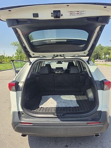 prius plus: Toyota RAV4: 2021 г., 2.5 л, Автомат, Гибрид, Кроссовер — 8