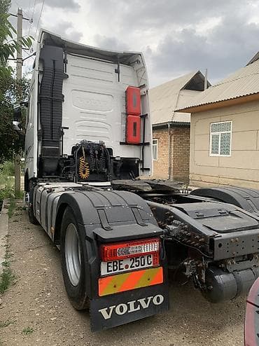 Сүйрөгүч, Volvo, 2016 г., Прицепсиз — 3