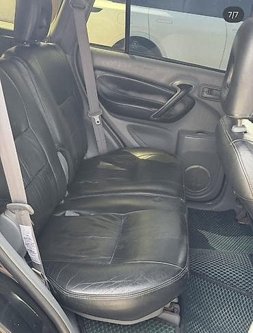 Toyota RAV4: 2001 г., 2 л, Автомат, Газ, Кроссовер — 5
