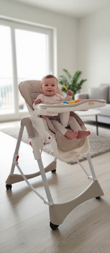 Шкафы: Стульчик для кормления, Б/у, Другой бренд, Пластик, Другой вид, цвет - Бежевый — 1