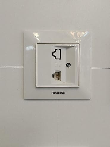 коннектор: Розетка, Panasonic, Встроенные, 1 гнездо — 1