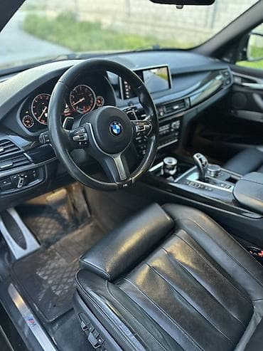 Унаа сатуу: BMW X5: 2018 г., 4.4 л, Автомат, Бензин, Жол тандабас — 7