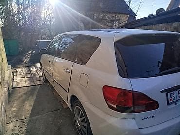 step vagon: Toyota Ipsum: 2002 г., 2.4 л, Автомат, Бензин, Минивэн — 3