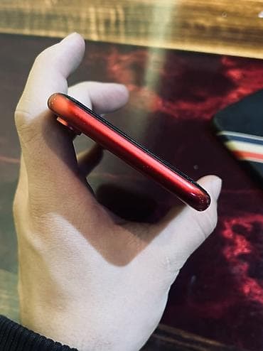 iphone plus: IPhone Xr, Красный — 4