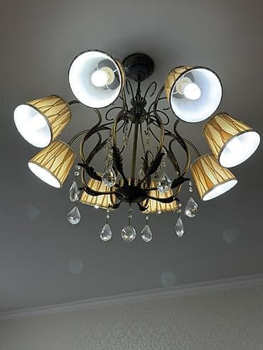 Үй жана бакча: Классическая потолочная люстра с абажурами и хрусталём - Тип — 1