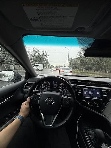Toyota Camry: 2017 г., 2.5 л, Автомат, Бензин, Седан — 8