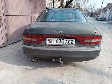 galant 8: Mitsubishi Galant: 1993 г., Седан — 2