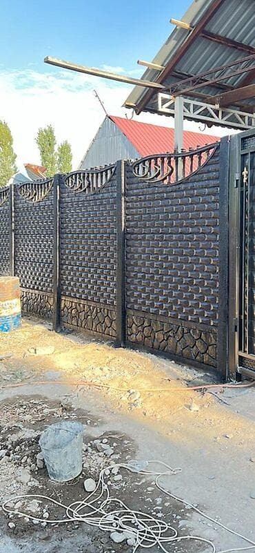 байцовые петухи: Металлический забор, Другой материал, Декоративный, Покраска забора — 1