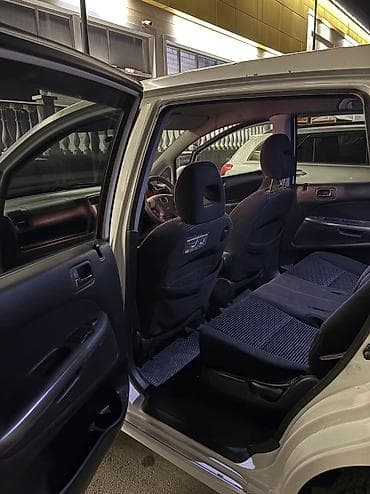 фильдер: Honda Stream: 2005 г., 1.7 л, Автомат, Бензин, Вэн/Минивэн — 8