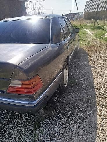 мерс 100: Mercedes-Benz W124: 1990 г., 2.3 л, Механика, Седан — 2