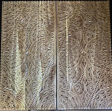 Деревянные нарды ручной работы с уникальным дизайном. На внешней