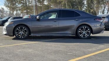 авто под аыкуп: Toyota Camry: 2018 г., 2 л, Вариатор, Бензин, Седан — 5