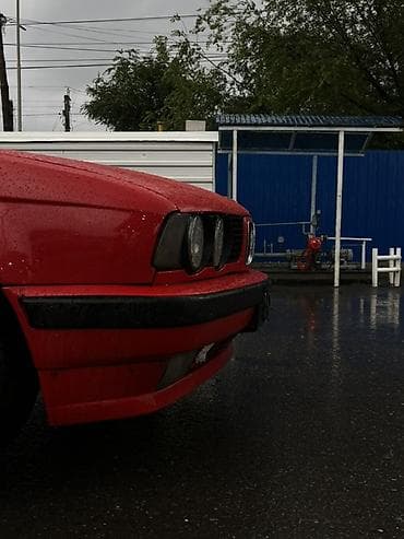 камри 70 бампер: BMW 5 series: 1992 г., Седан — 6