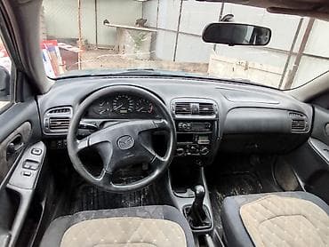Унаа: Mazda 626: 1998 г., 1.8 л, Кол менен иштөөчү, Бензин, Универсал — 1