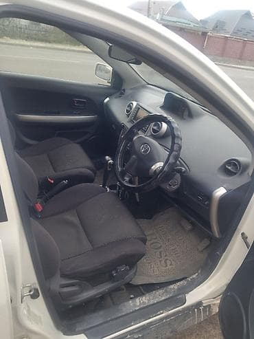 конда: Toyota Ist: 2003 г., 1.5 л, Автомат, Бензин, Хэтчбэк — 7