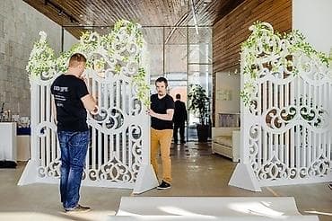 Требуются 1) Декораторы парни и девушки возраст до 30 лет можно без