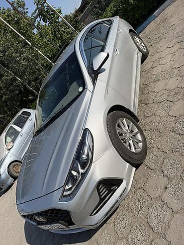 chery tiggo 8: Kia K5: 2020 г., Хэтчбэк — 9