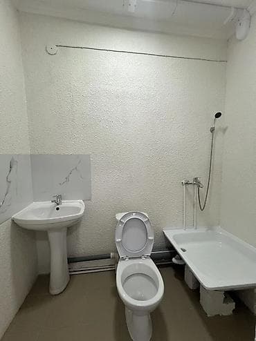 малосемейку: 1 комната, Агентство недвижимости, Без подселения, С мебелью частично — 5