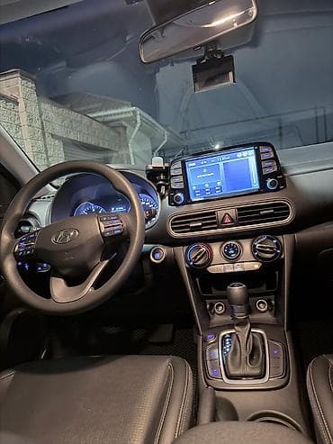 яркие: Hyundai Kona: 2017 г., 1.6 л, Автомат, Дизель, Кроссовер — 7