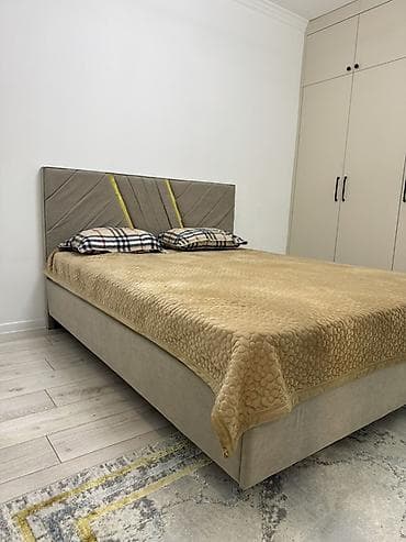 Двуспальная кровать, С матрасом, длина - 200 см at lalafo.kg Двуспальная кровать, С матрасом, длина - 200 см