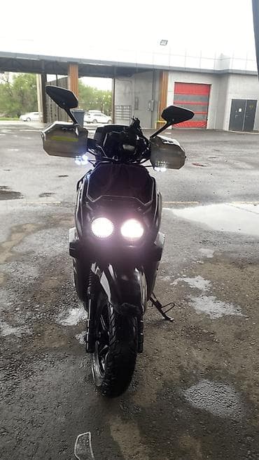 лобов: Тип скутера Tank, 150 куб. см, Бензин, Б/у — 1