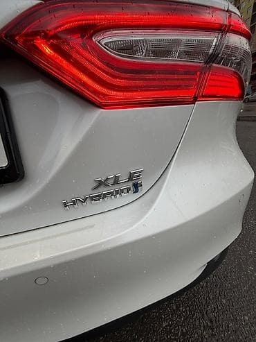 Транспорт: Toyota Camry: 2018 г., 2.5 л, Вариатор, Гибрид, Седан — 9