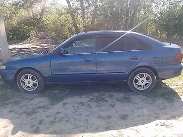 желмаян матор: Mazda 626: 2000 г., 1.8 л, Кол менен иштөөчү, Бензин, Лифтбек — 3