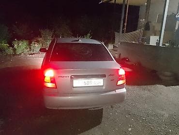 арзан машине: Hyundai Accent: 2003 г., Бензин, Седан — 4