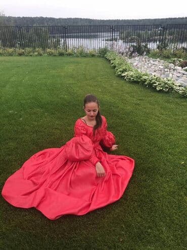 шью на дому: Шью заказы абсолютно любой сложности. Есть так же выезд для снятие — 4