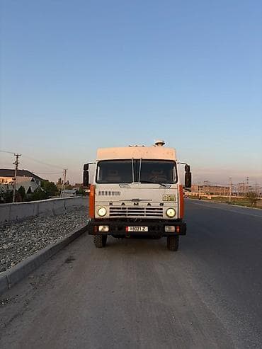 гсм: КамАЗ бензовоз. - Топливная автоцистерна на шасси КамАЗ (6×4). - — 9