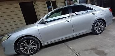 bud машина: Toyota Camry: 2012 г., 2.5 л, Автомат, Бензин, Седан — 4