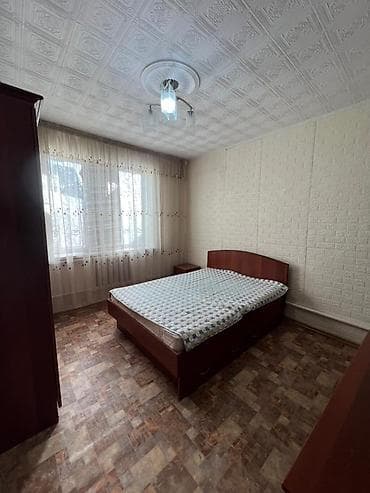 Дома: 🏡 Срочно продается дом в ж/м Ала-Тоо-2! ✅ 5-комнатный дом ✅ Участок — — 9