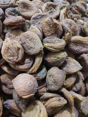 Баткен оругу сатылат натуральный 1кг 300 сом 530 кг бар 
вотсап