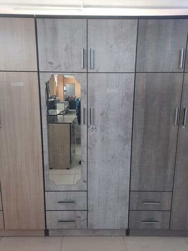 купить селитру оптом: Продаю шкафы 3х дверный ламинат из россия высота 2,15см ширина 1,30см — 7