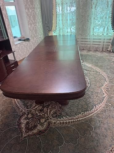 chair table: Стол и стул для зала, Б/у, Самовывоз, цвет - Коричневый — 1