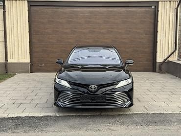 Toyota Camry: 2018 г., 3.5 л, Автомат, Бензин, Седан