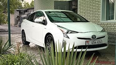 highlander 2012: Toyota Prius: 2017 г., 1.8 л, Вариатор, Гибрид, Седан — 2