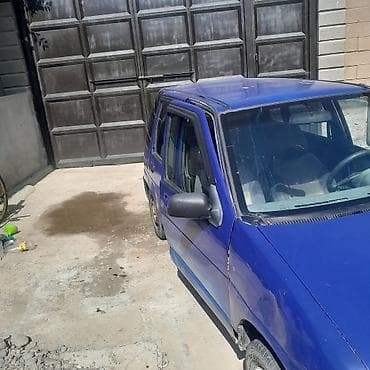 Продажа авто: Microcar : 1996 г., 0.8 л, Механика, Бензин, Хэтчбэк — 4