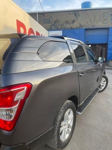 срочно продаю в связи с переездом: Ssangyong Rexton: 2018 г., 2.2 л, Автомат, Дизель, Пикап — 7