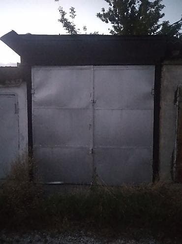 Гараждар: 20 м², Кирпич | Кароочу чуңкур, Күзөт, Жертөлө, ороо — 1